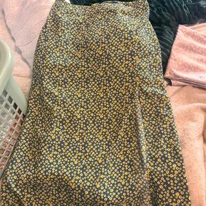 Forever 21 Navy Midi Skirt with Yellow Daisy Print